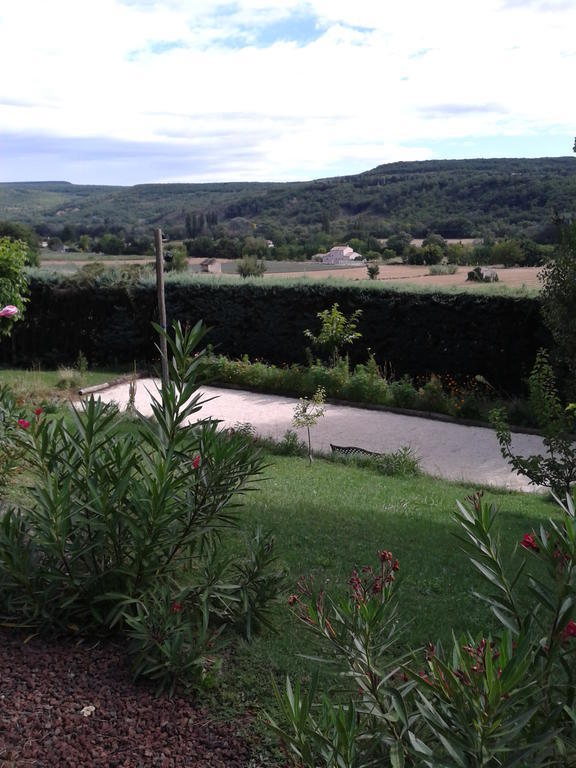 Bed and Breakfast Le Chateau Des Estubiers Sérignan-du-Comtat Exteriér fotografie